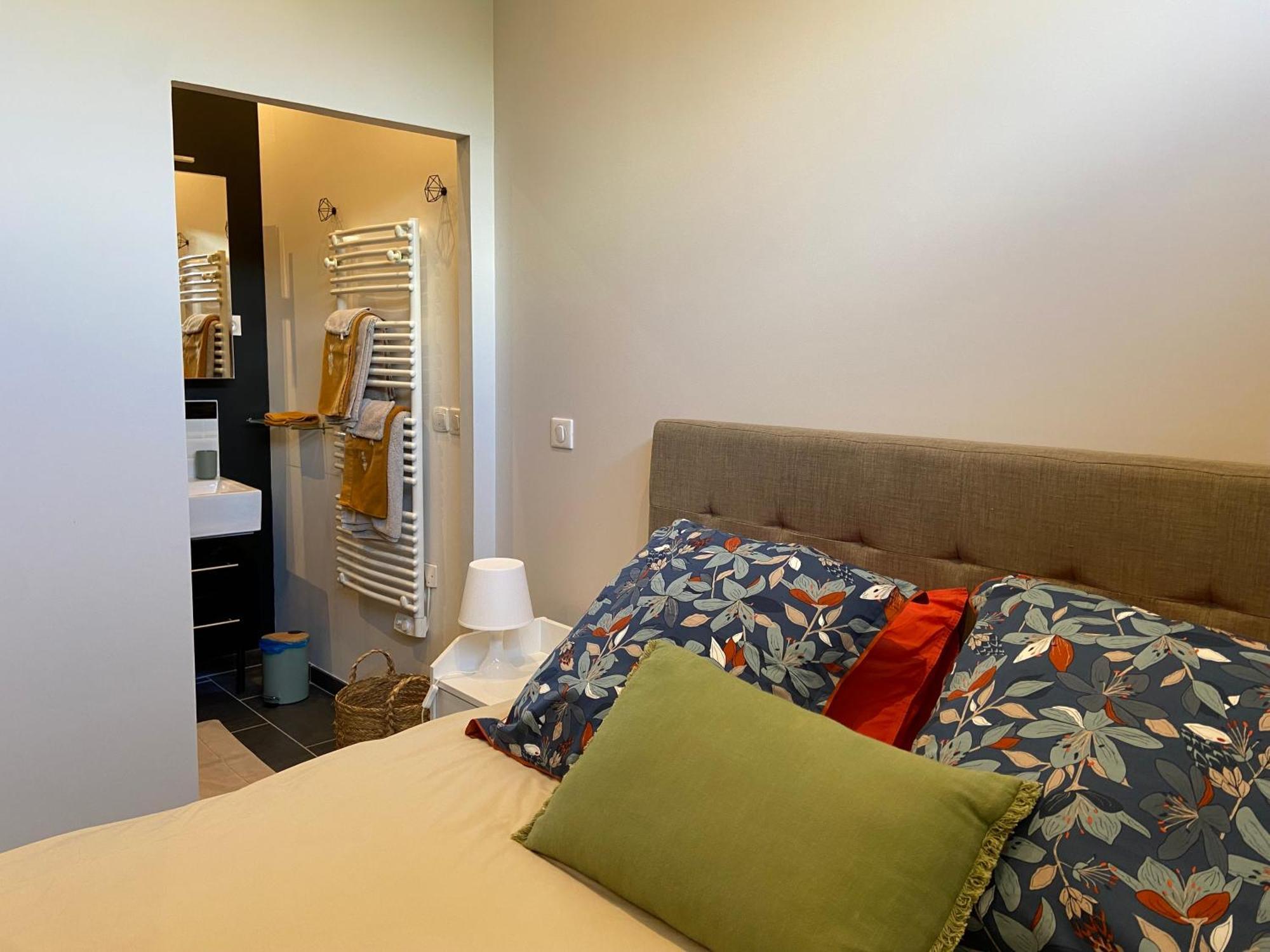 וימרה Chambre Tout Confort Avec Commodites Espace Repas Wifi Parking מראה חיצוני תמונה