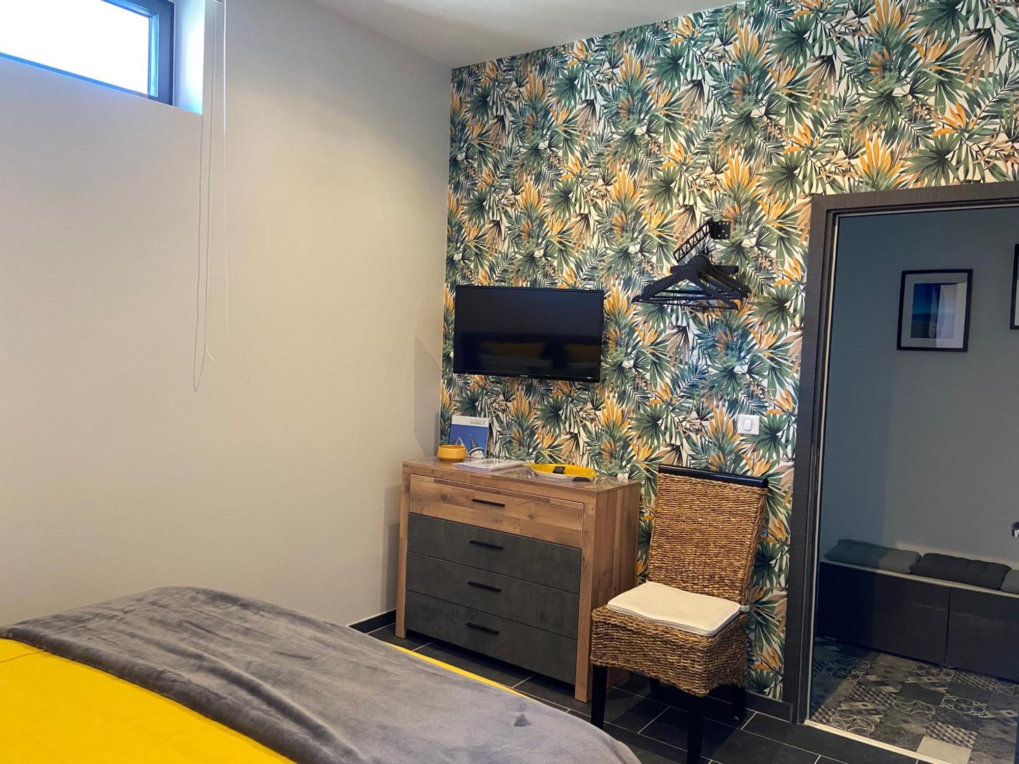 וימרה Chambre Tout Confort Avec Commodites Espace Repas Wifi Parking מראה חיצוני תמונה